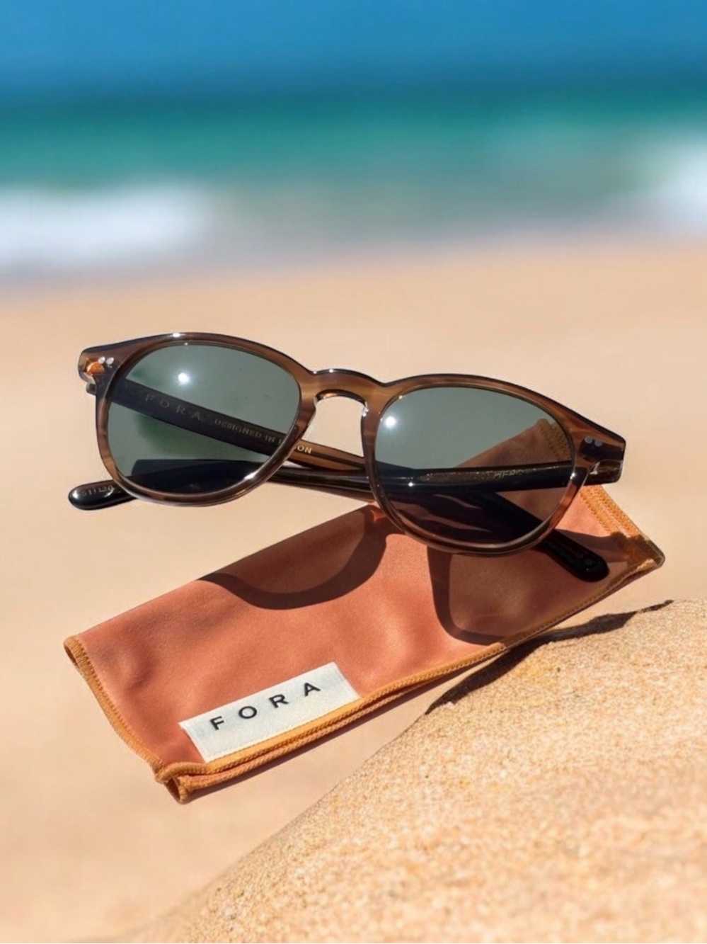 FORA Classic Round Style Sunglasses